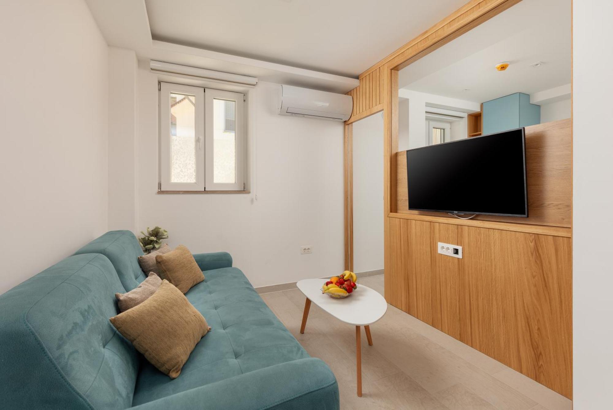 Ocea Studio Apartments Kotor Extérieur photo