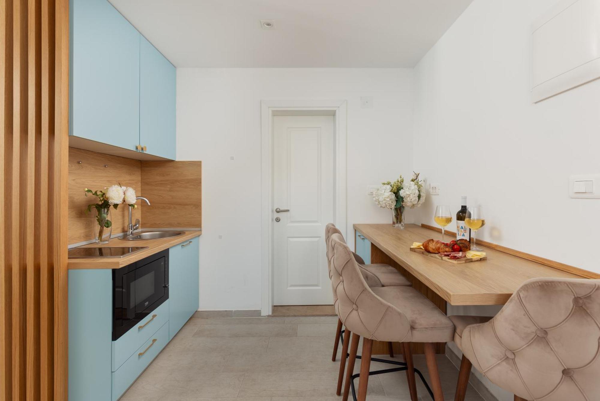 Ocea Studio Apartments Kotor Extérieur photo